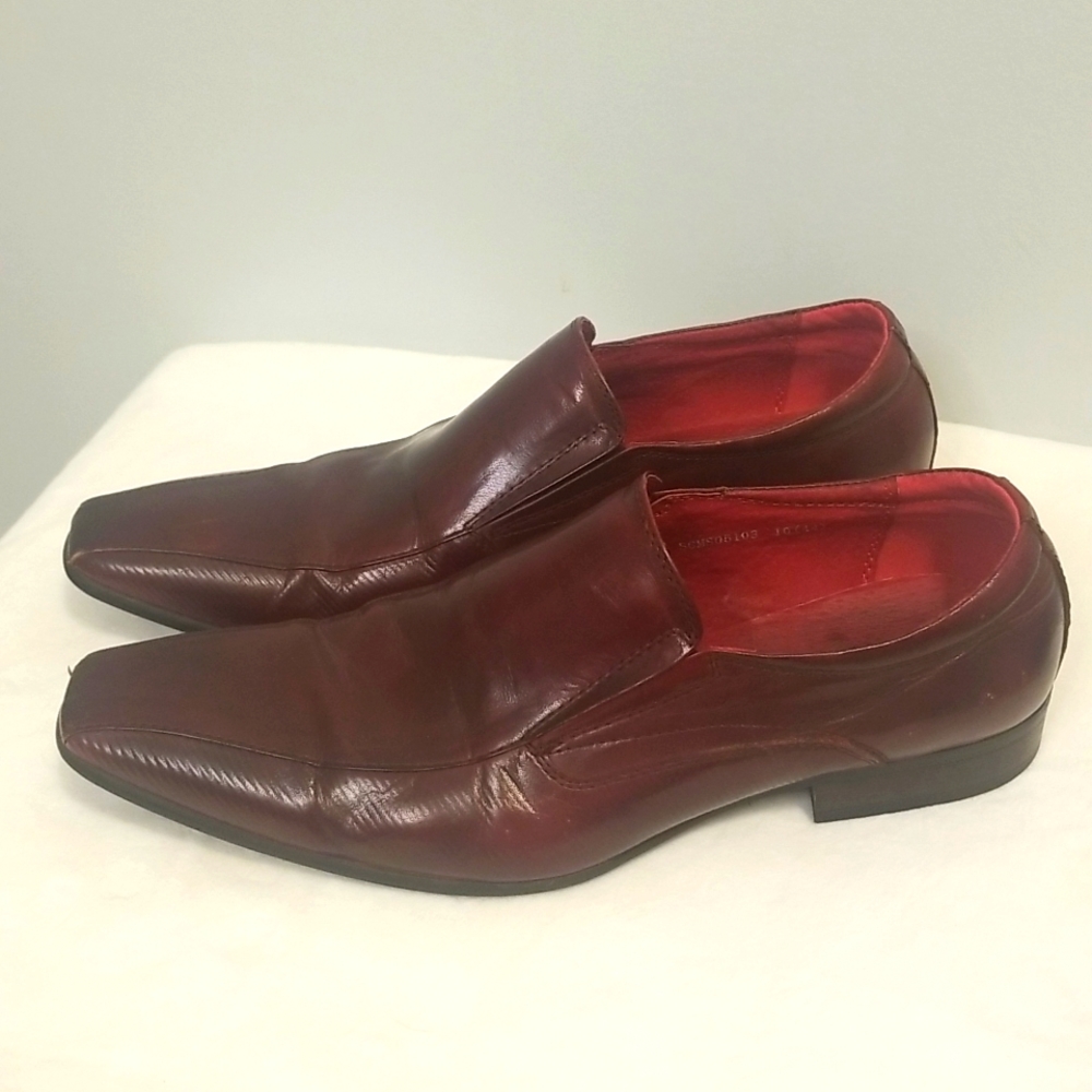 Pavers of England men's size 10 European 44